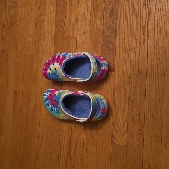 Crocs Clogs - Picture 4 of 5